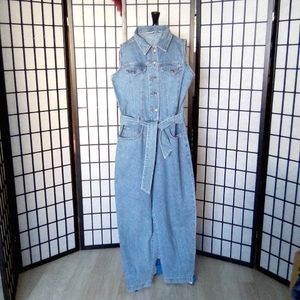 Unique County Seat denim overalls. Size M. 100%cotton